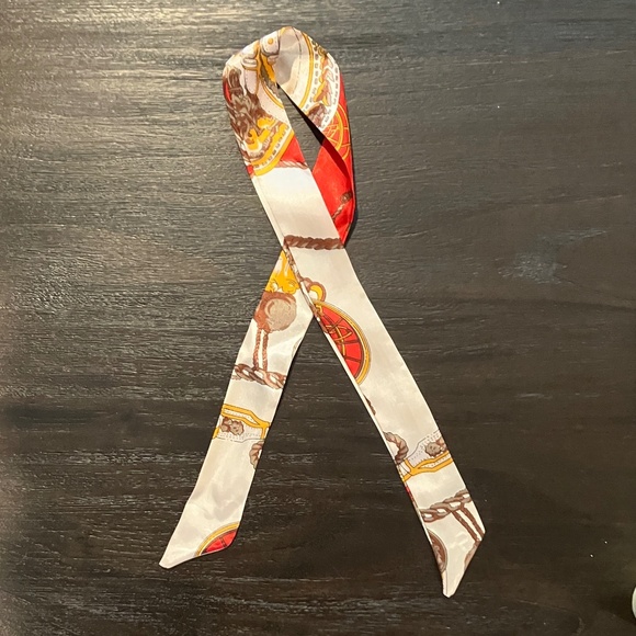 Twilly - Picture 4 of 6